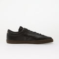 Veja Volley Signature Grained Oiled Leath Black/ Eagle