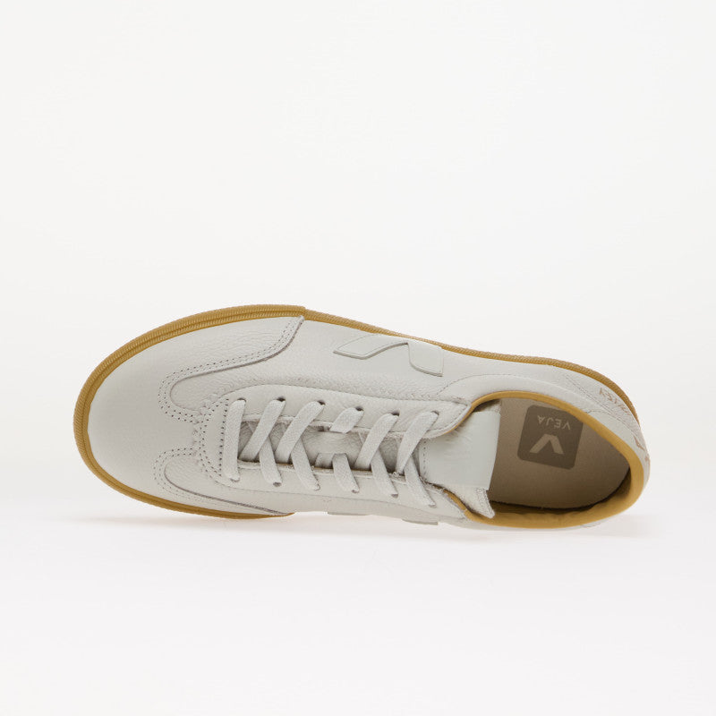 Veja Volley Sig Grained Oil Leather Pearl